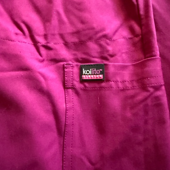 Women's Scrub Pants in Berry Magenta - KoiLite Stretch - Picture 2 of 3